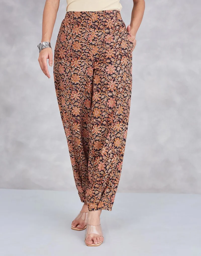 فاب انديا كلامكاري قطن أسود مطبوع سامفورتي سالوار