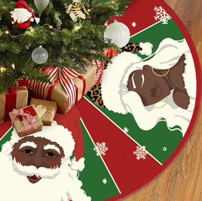 CHRISTMAS TREE SKIRT RED AND GREEN BLACK SANTA AFRICAN AMERICAN SANTA TREE SKIRT 48INCH XMAS WINTER TREE SKIRT FOR CHRISTMAS INDOOR OUTDOOR DECORATIONS