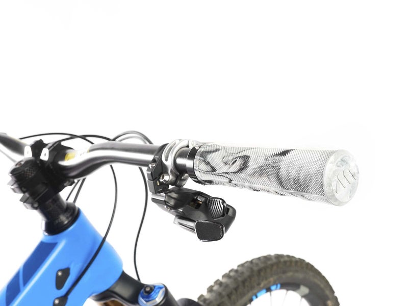 All Mountain Style AMS Berm Grips - Lock-on Tapered Diameter, Comfortable Grips, White Camo,Universal - Image 5