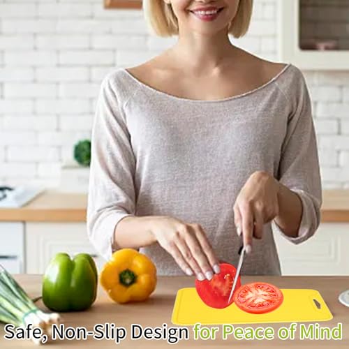 TOTITOM Flexible Plastic Cutting Boards for Kitchen, 11.8''x 8.6'' Silicone Cutting Board, BPA Free Non Slip Cutting Mat for Meat, Vegetables and Fruit with Easy Grip Handle, Dishwasher Safe (Yellow) - Image 4