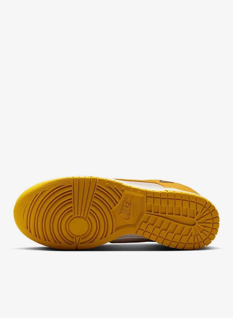 نايكي دانك لو