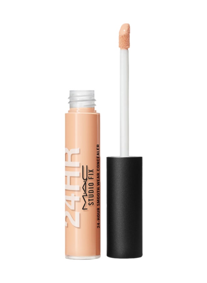 MAC Cosmetics Studio Fix 24-Hour Smooth Wear Concealer NW24 - Image 1