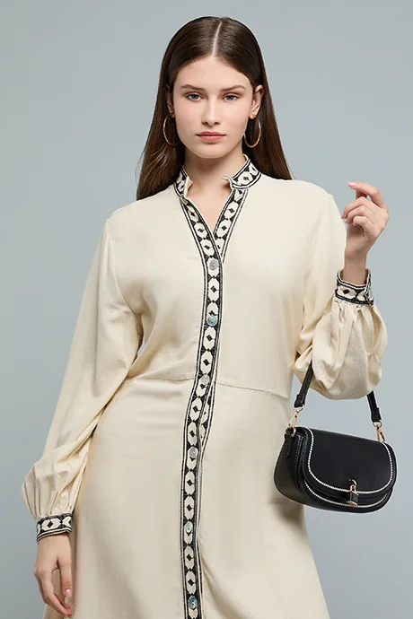 أر أند بي Embroidered Midi Dress with Mandarin Collar and Long Sleeves