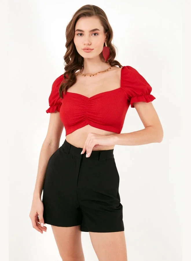 ليلا بلوزة نسائية قصيرة بياقة قلب وخصر مجسم