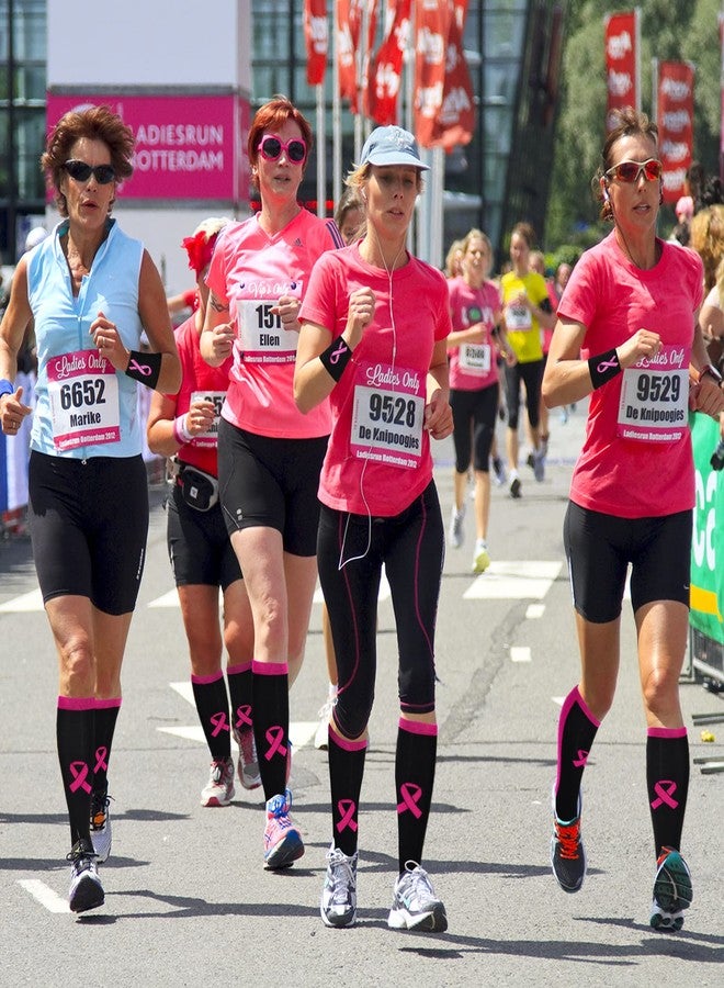 زانماي مجموعة جوارب وأساور معصم من زانماي، 12 طقمًا، للتوعية بسرطان الثدي، بشريط وردي، مناسبة لكرة القدم والبيسبول. - Image 4