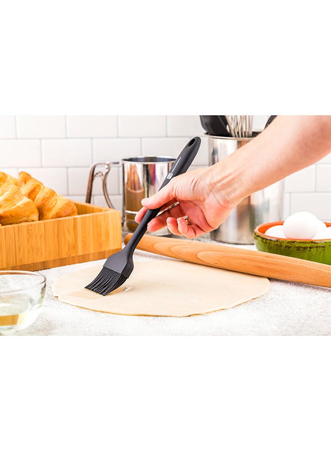 Restaurantware فرشاة المعجنات 10.2 بوصة، فرشاة دهن مقاومة للحرارة - آمنة للغسل في غسالة الصحون، ثقب للتعليق، فرشاة طهي من السيليكون الأسود، لتوزيع الزيت أو الزبدة أو الصلصة - Image 5