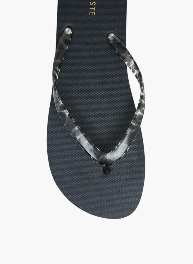 Celeste Women's Textured Thong Slippers