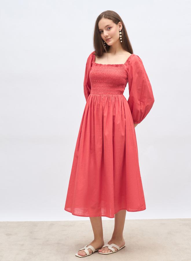 Styli Women Red Smocked Midi Dress - Image 3