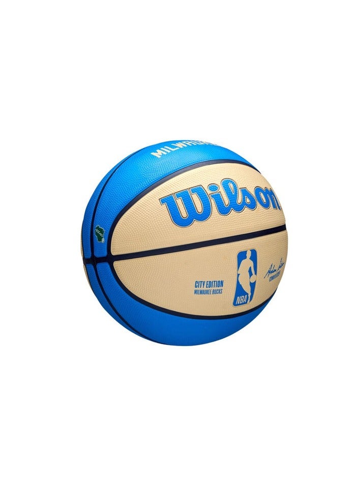 ويلسون كرة سلة NBA Team City Edition Icon Milwaukee Bucks 2024-2025 الحصرية - الحجم الرسمي وقبضة ممتازة وبنية متينة للعب في الأماكن المغلقة والمفتوحة  - Image 2