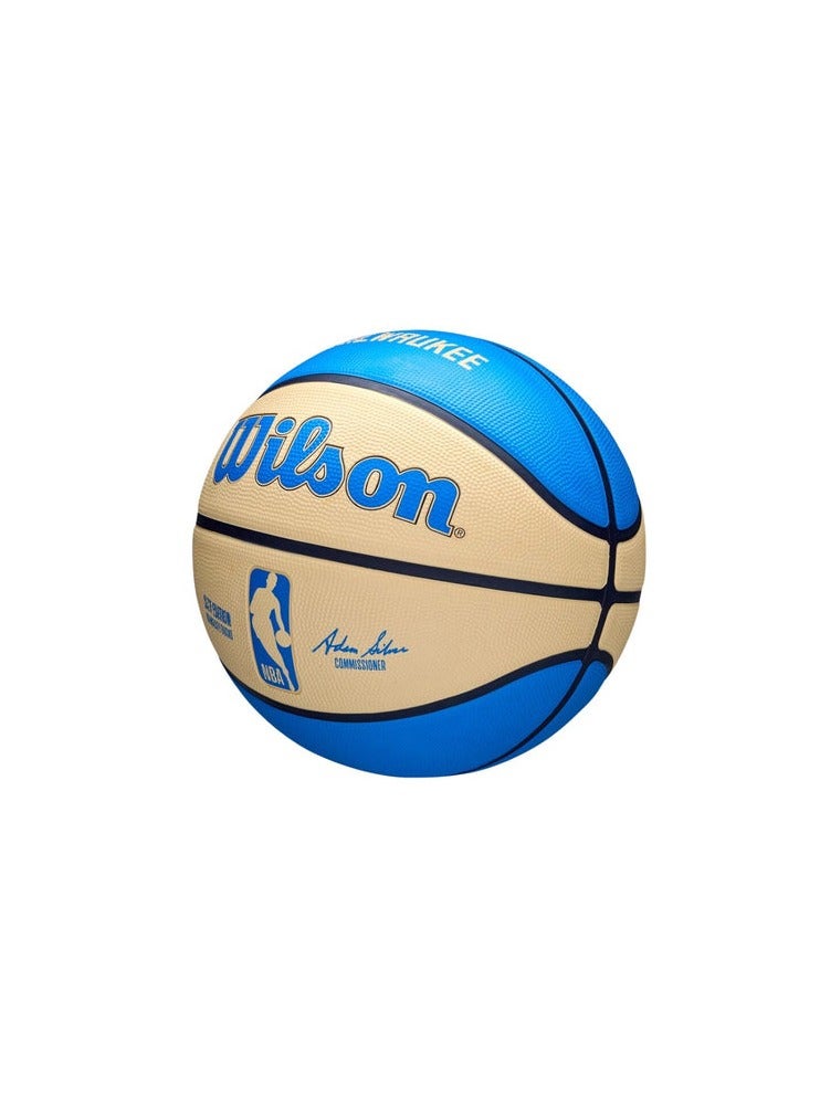 ويلسون كرة سلة NBA Team City Edition Icon Milwaukee Bucks 2024-2025 الحصرية - الحجم الرسمي وقبضة ممتازة وبنية متينة للعب في الأماكن المغلقة والمفتوحة  - Image 3