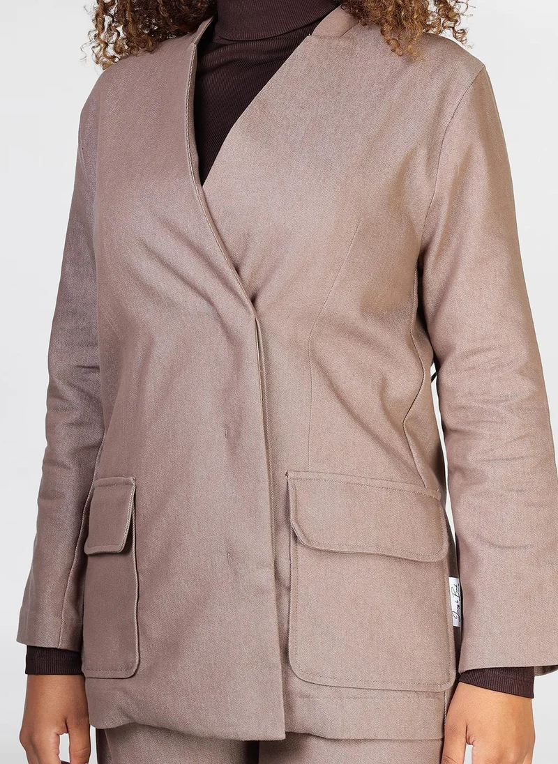 Jimmy Le Bond 2 PC Jeans Suit -of blazer featuring flap pockets and paired with wide-leg trouser and Belt