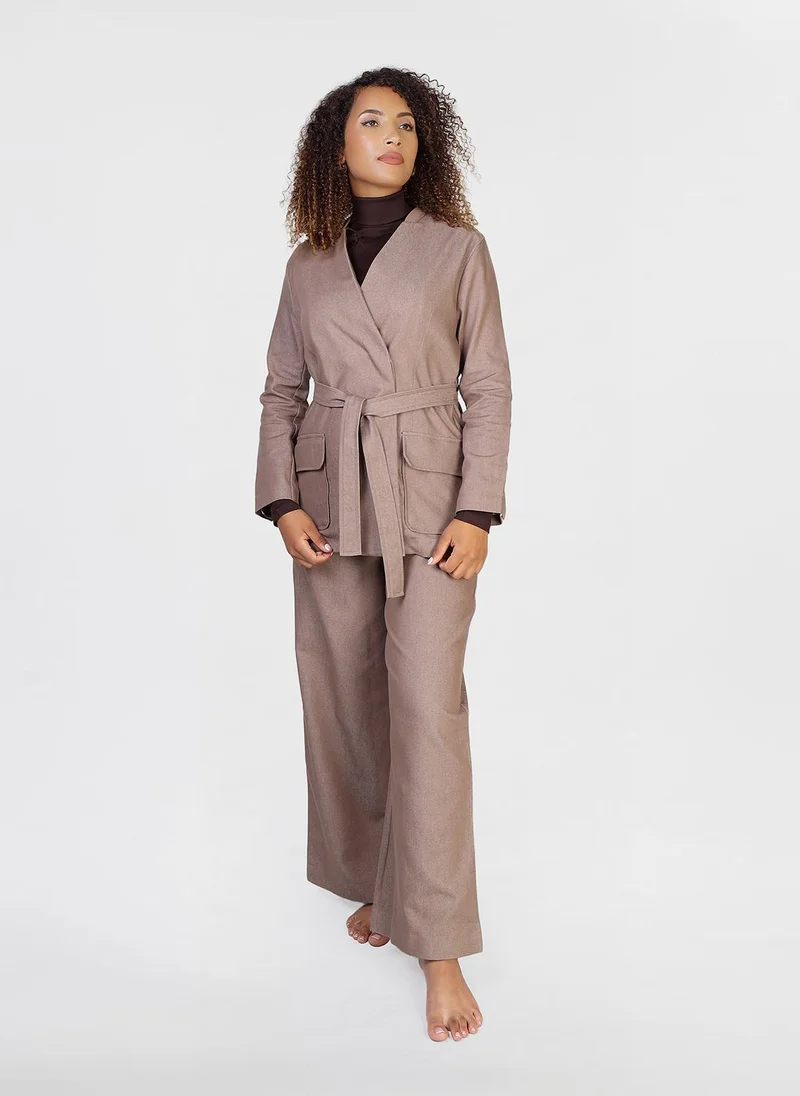 Jimmy Le Bond 2 PC Jeans Suit -of blazer featuring flap pockets and paired with wide-leg trouser and Belt