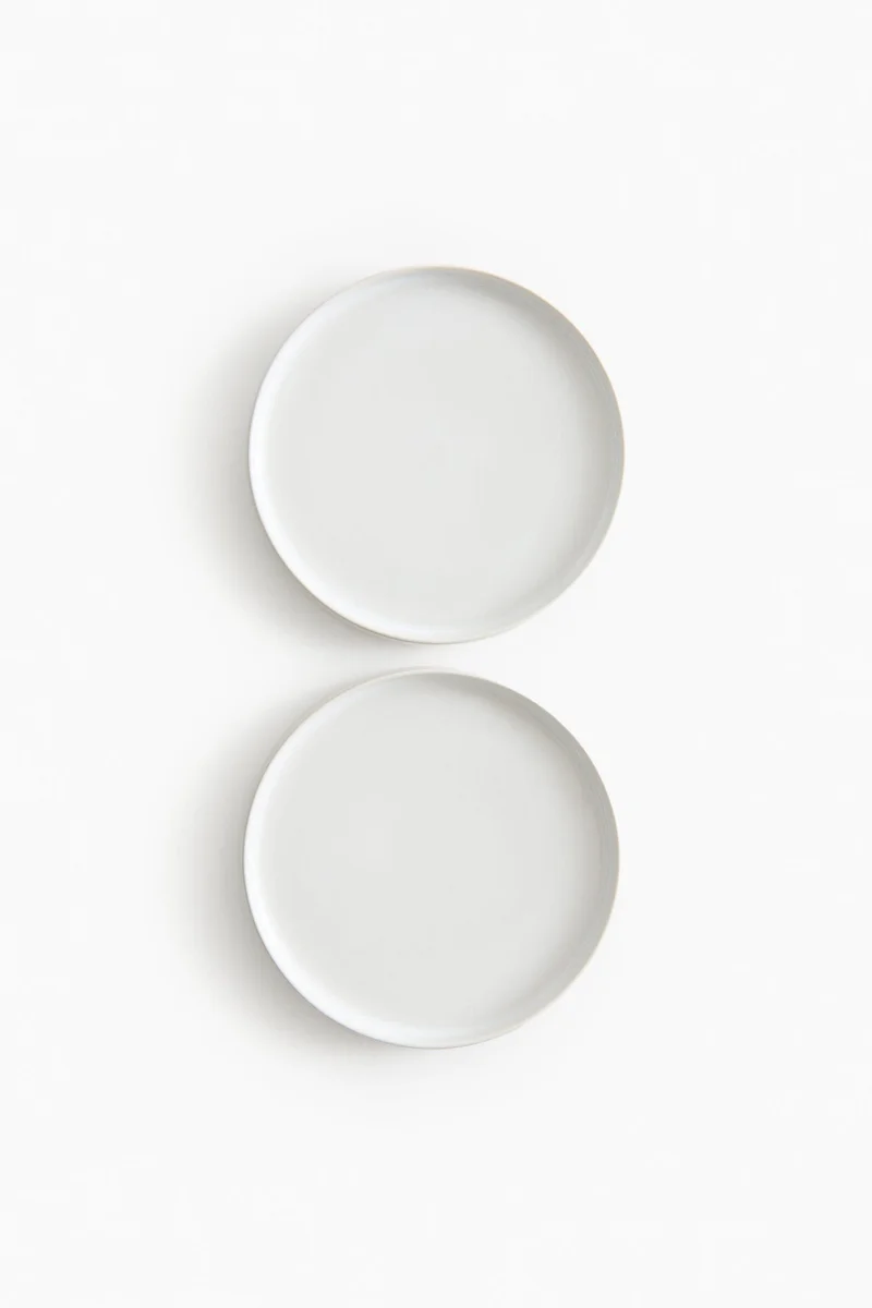 H&M 2-pack stoneware mid plates