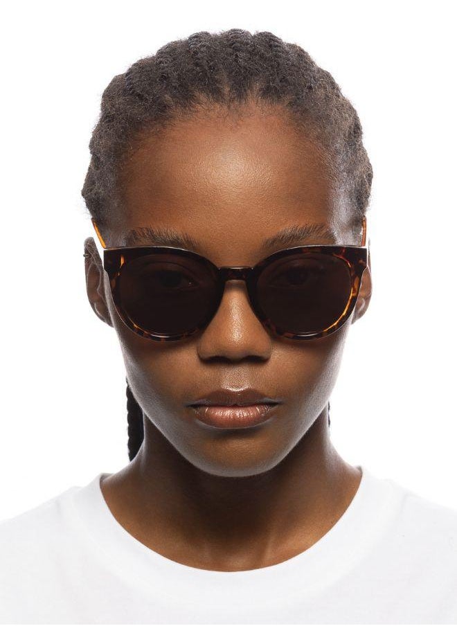 Solarized RETRO ROUND Luxury Sunglasses for Men & Women – High Quality Designer Eyewear, UV Protection, Stylish Frames, Timeless Elegance, and Fashionable Eye Shades  - Image 2