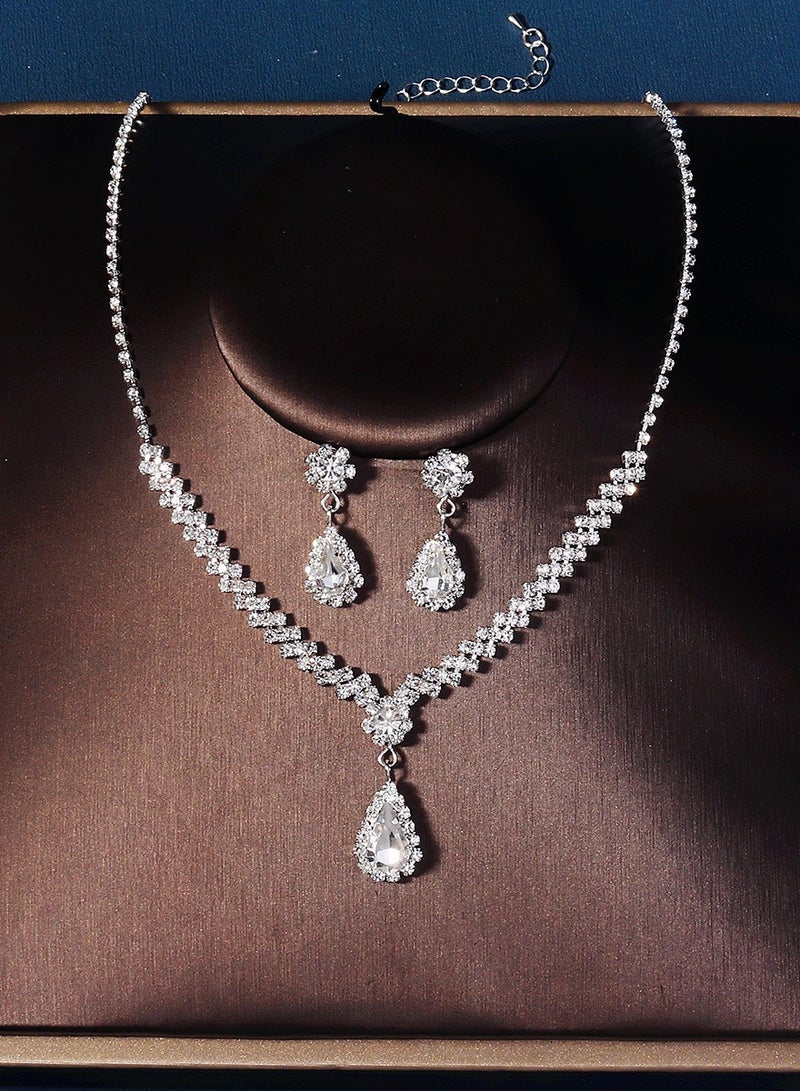 Diamond-encrusted jewelry set, women's light luxury dinner dress, accessories, large drops, rhinestone necklaces, earrings, two-piece set - Image 4