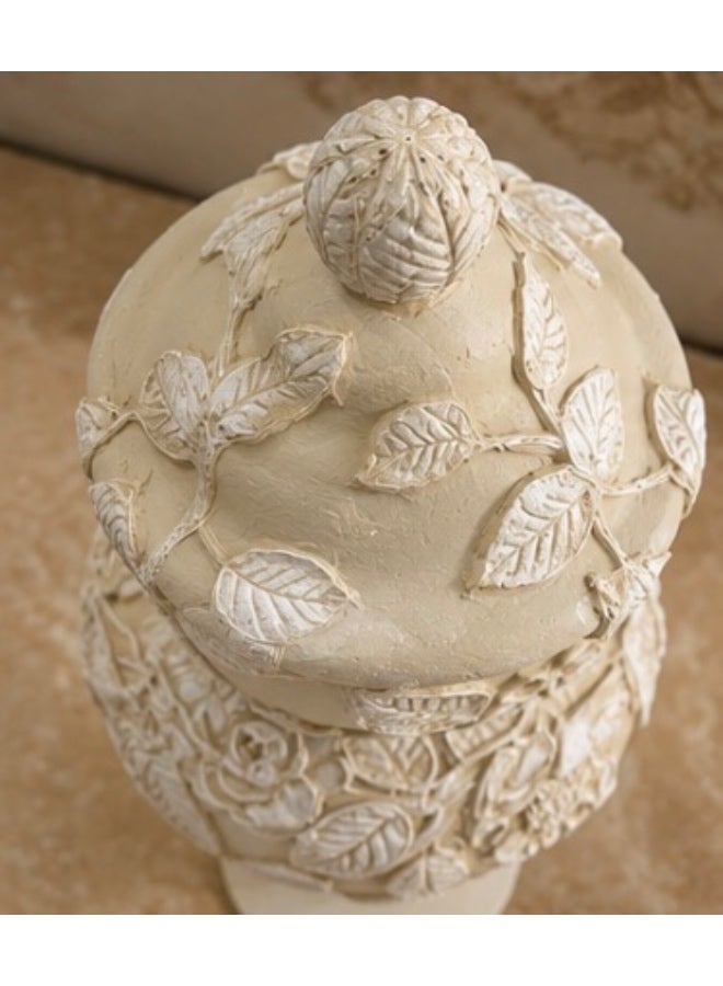 An antique masterpiece decorated with embossed paste - Image 5