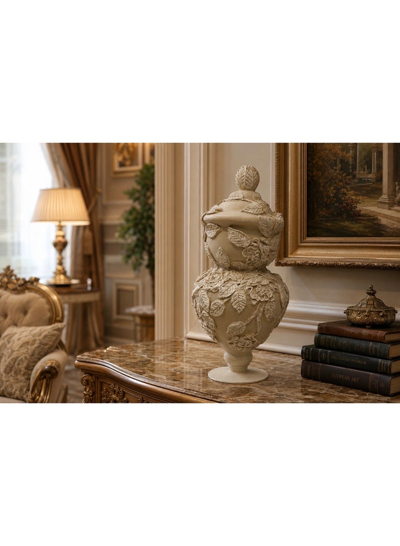 An antique masterpiece decorated with embossed paste - Image 2