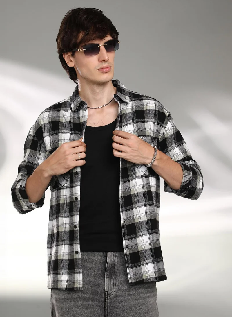 Campus Sutra Men's Onyx Black & Daisy White Tartan Plaid Shacket For Casual Wear | Spread Collar | Long Sleeve | Button Closure | Shirt Crafted With Comfort Fit For Everyday Wear