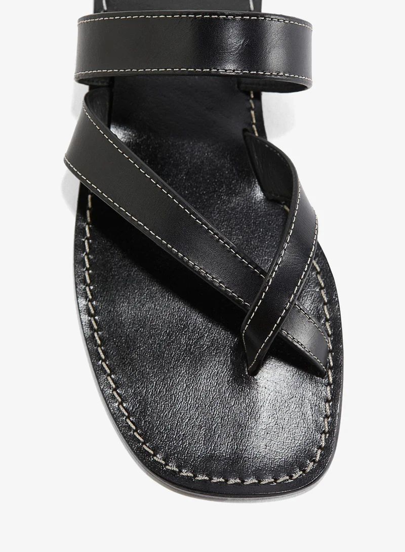 اتش اند ام صندل من الجلد