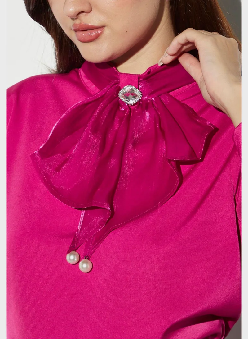 2Xtremz Puff Sleeve Floral Applique Top