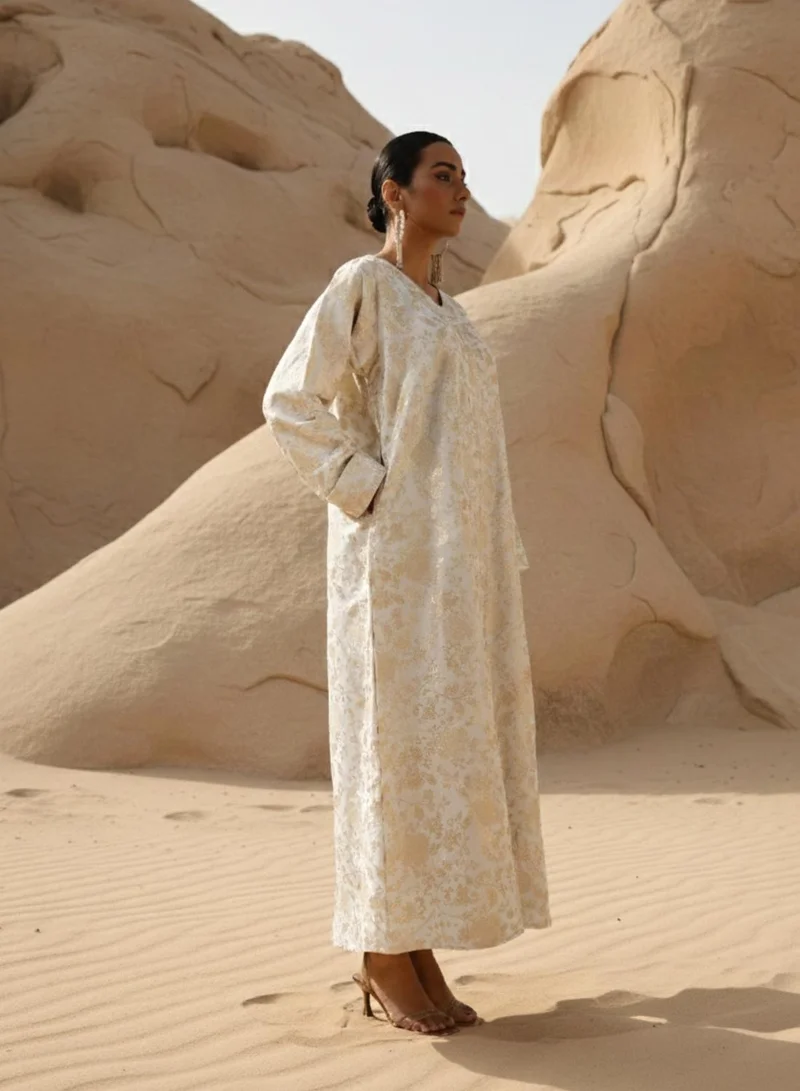 ISHIN Regal White Brocade Abaya with Hijab