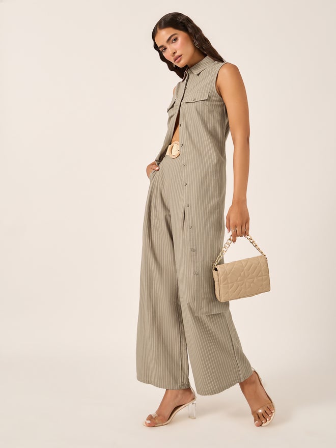 Styli Styli Stiped Sleeveless Button-Down Tunic and Wide Leg Pants Co-Ords  - Image 1