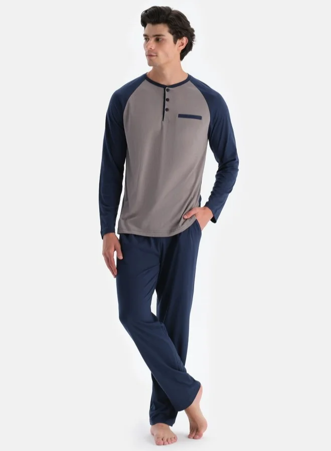 داجي Slogan Print T-shirt & Trousers Pajama Set Crew Neck Modal Mid Rise Sleepwear