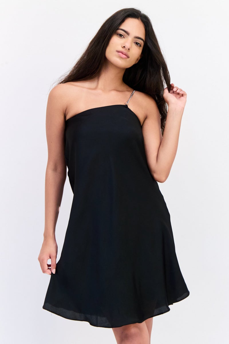 trendyol فستان كاجوال قصير بسيط للنساء، أسود - Image 1