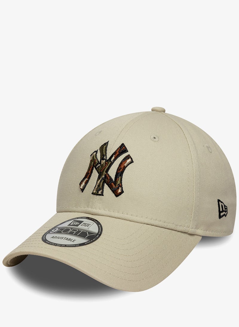 NEW ERA 9Forty New York Yankees Outline Camo Cap - Image 3