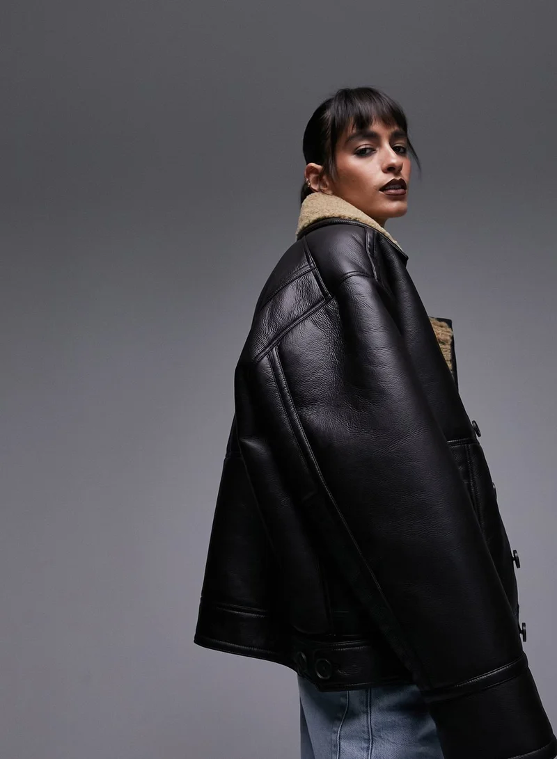 توب شوب جاكيت من البولي يوريثين بجيوب