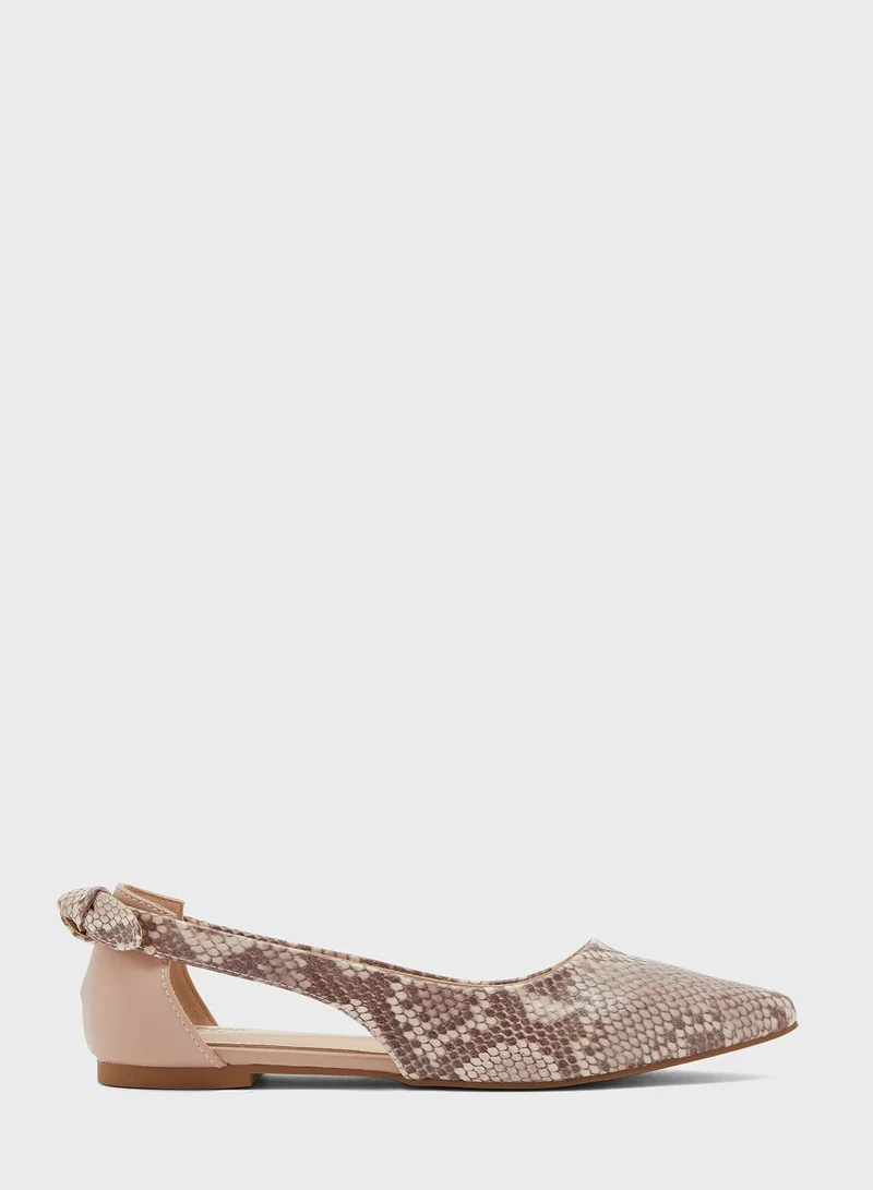 Ginger Pointed Snake Back Bow Pointed Flat Shoe