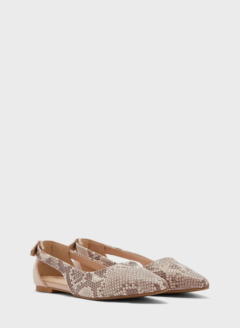 Ginger Pointed Snake Back Bow Pointed Flat Shoe