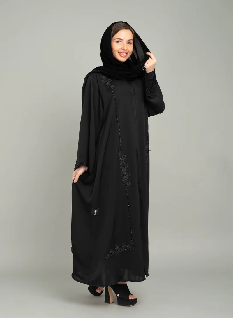 اكسا عباية اماراتية تطريز انيق AIK5087