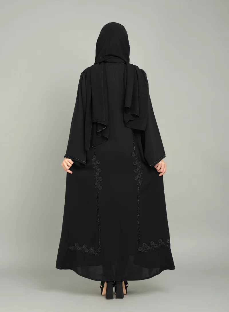 اكسا عباية اماراتية تطريز انيق AIK5087