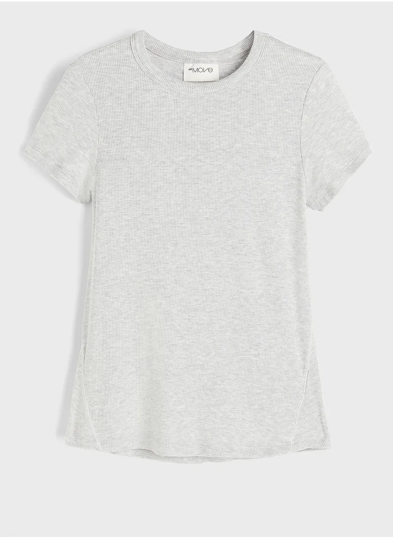 H&M Drymove™ V-Neck Top