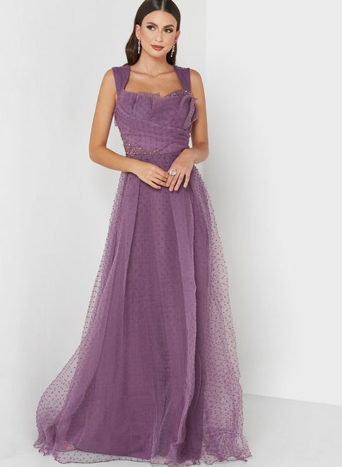 فستان تول مزموم بحمالات كتف عريضة