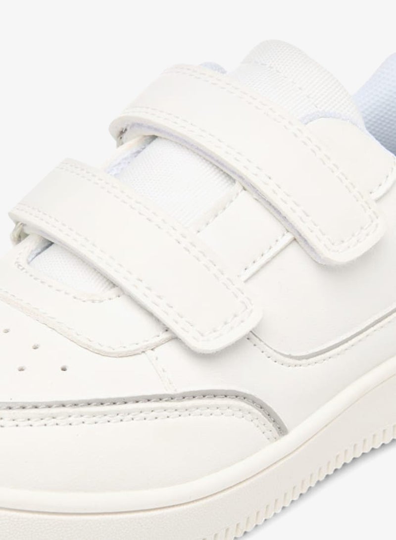 جونيورز أحذية رياضية للأولاد بنعل صلب وإغلاق بشريط لاصق - Image 4