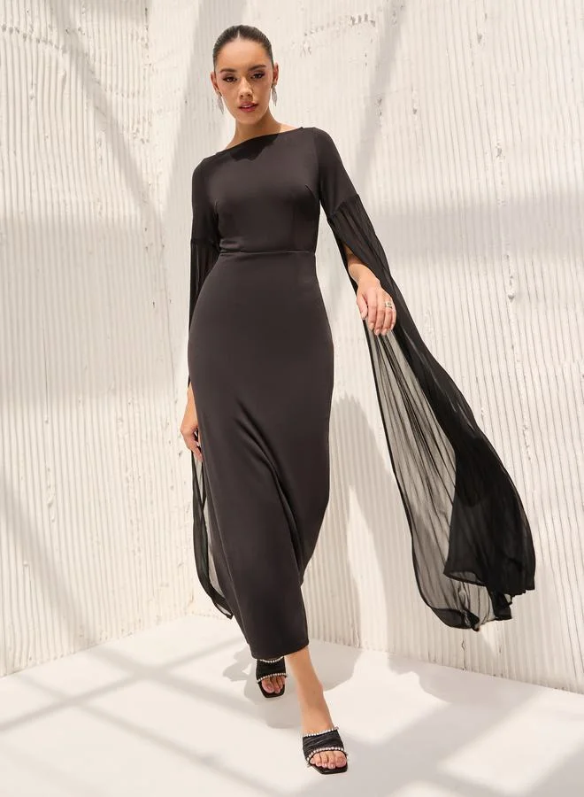 Styli Boat Neck Bodycon Maxi Dress with Pleated Sleeves