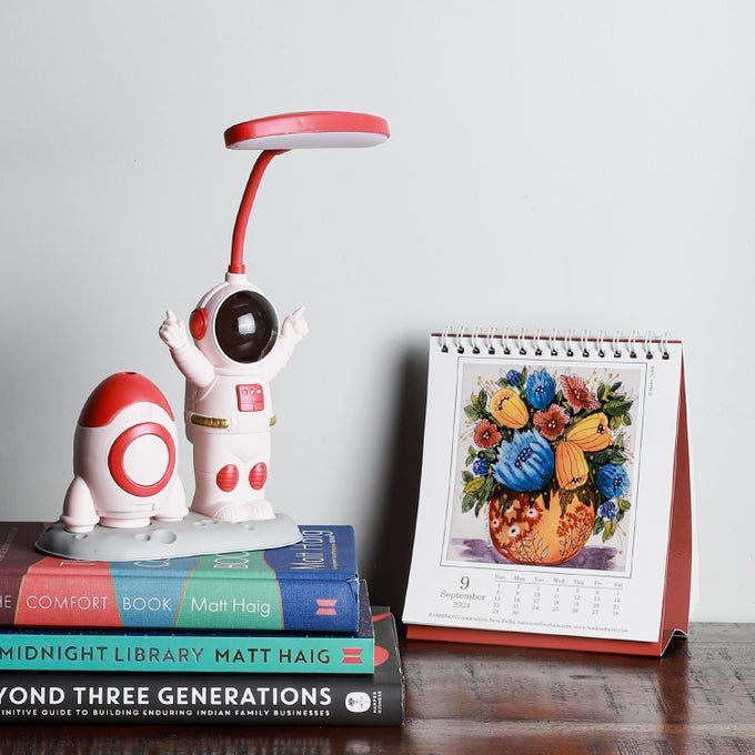 LED STUDY TABLE LAMP ASTRONAUT SHAPED FOR KIDS 180 DEGREE ADJUSTABLE DESK LAMPS FOR STUDY ROOM USB WARM LIGHT LED CHILDREN STUDY TABLE LAMP PINKPACK OF 1