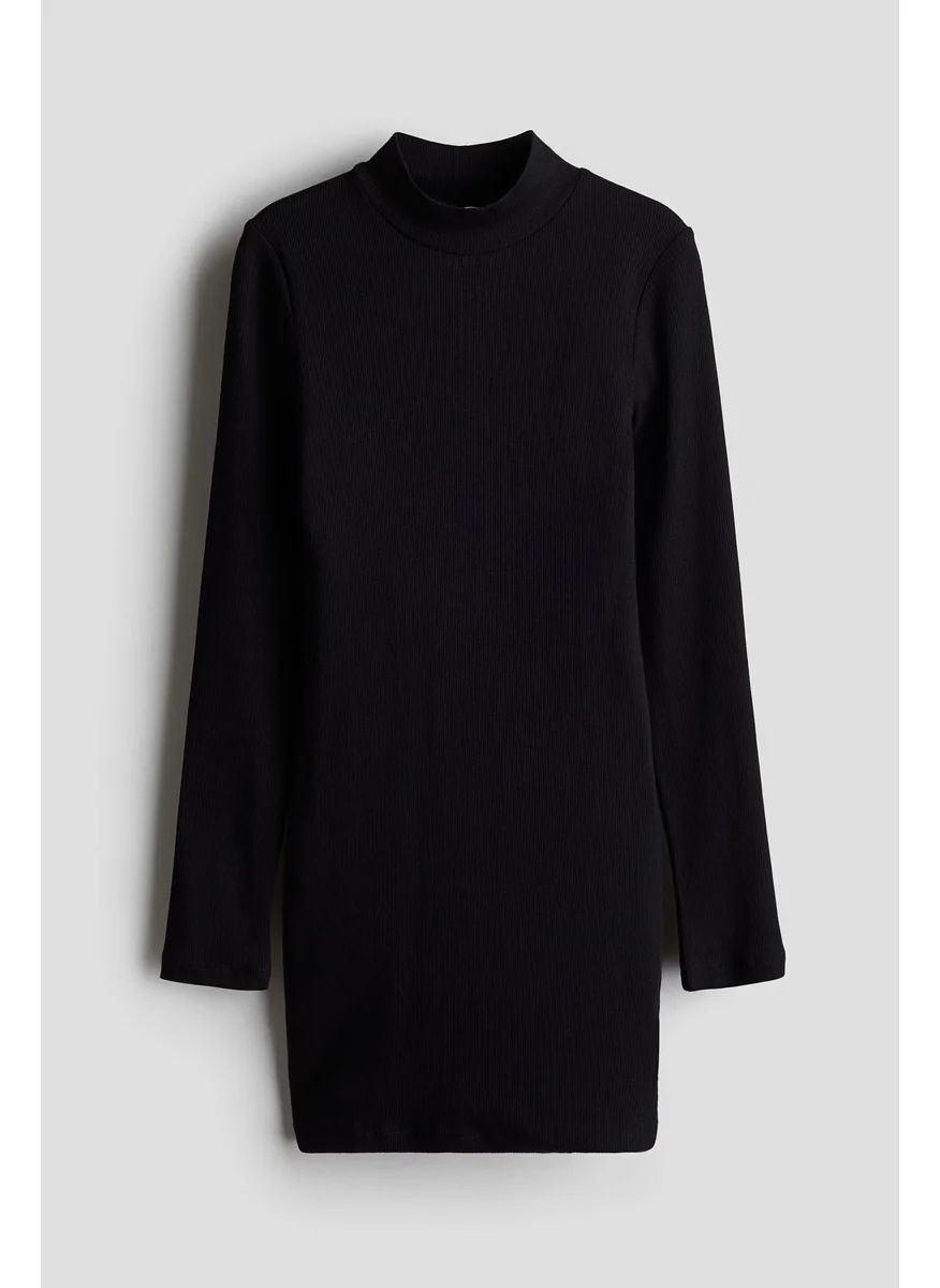 اتش اند ام Ribbed Turtleneck Dress