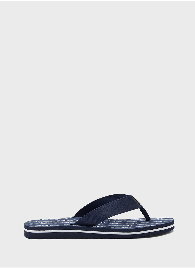 تومي هيلفيغر Chain Print Thong Flip Flops