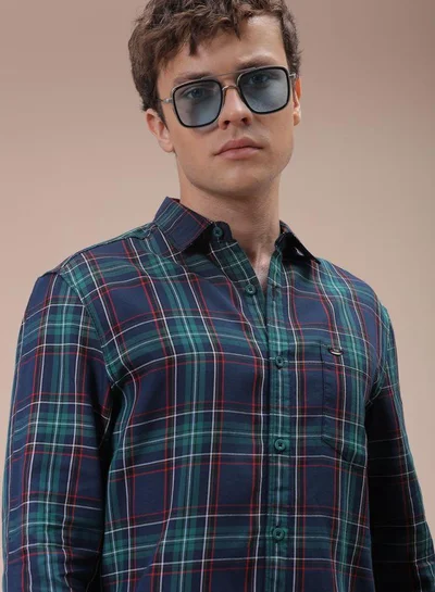The Indian Garage Co Men Slim Fit Checkered Full Sleeves Cutaway Collar Casual Shirt