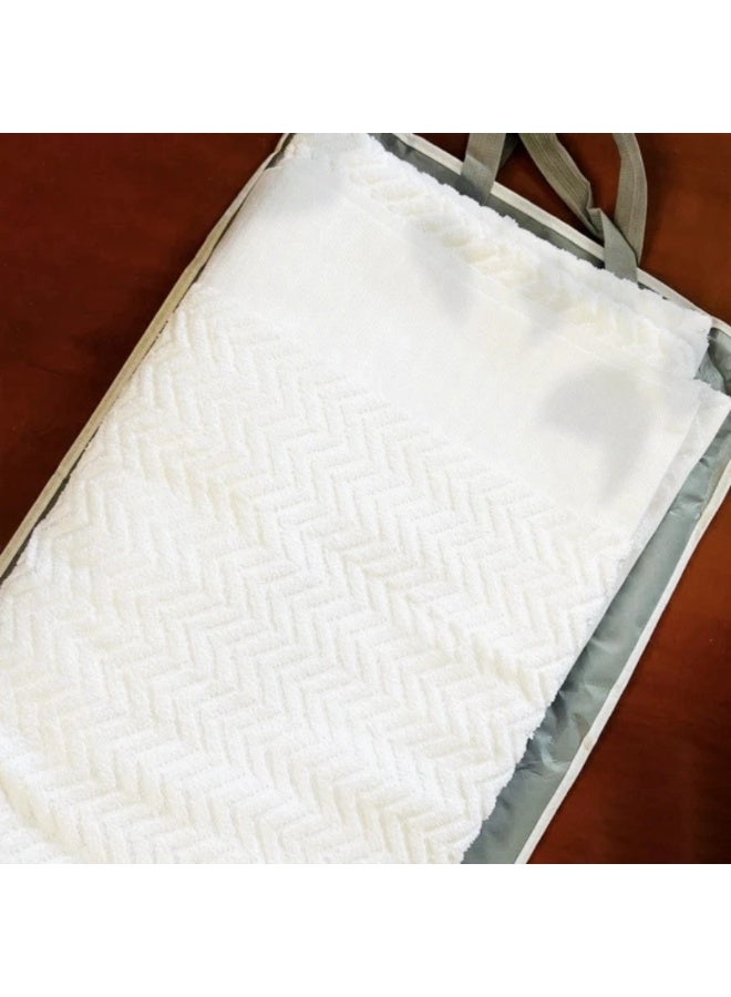 العثيمان إحرام رجالي للحج والعمرة قطعتين منشفة مايكروفايبر ناعمة 1000 جرام سريع الجفاف قابل للتنفس مقاس كبير 210×105 سم أبيض خفيف للسفر - Image 4