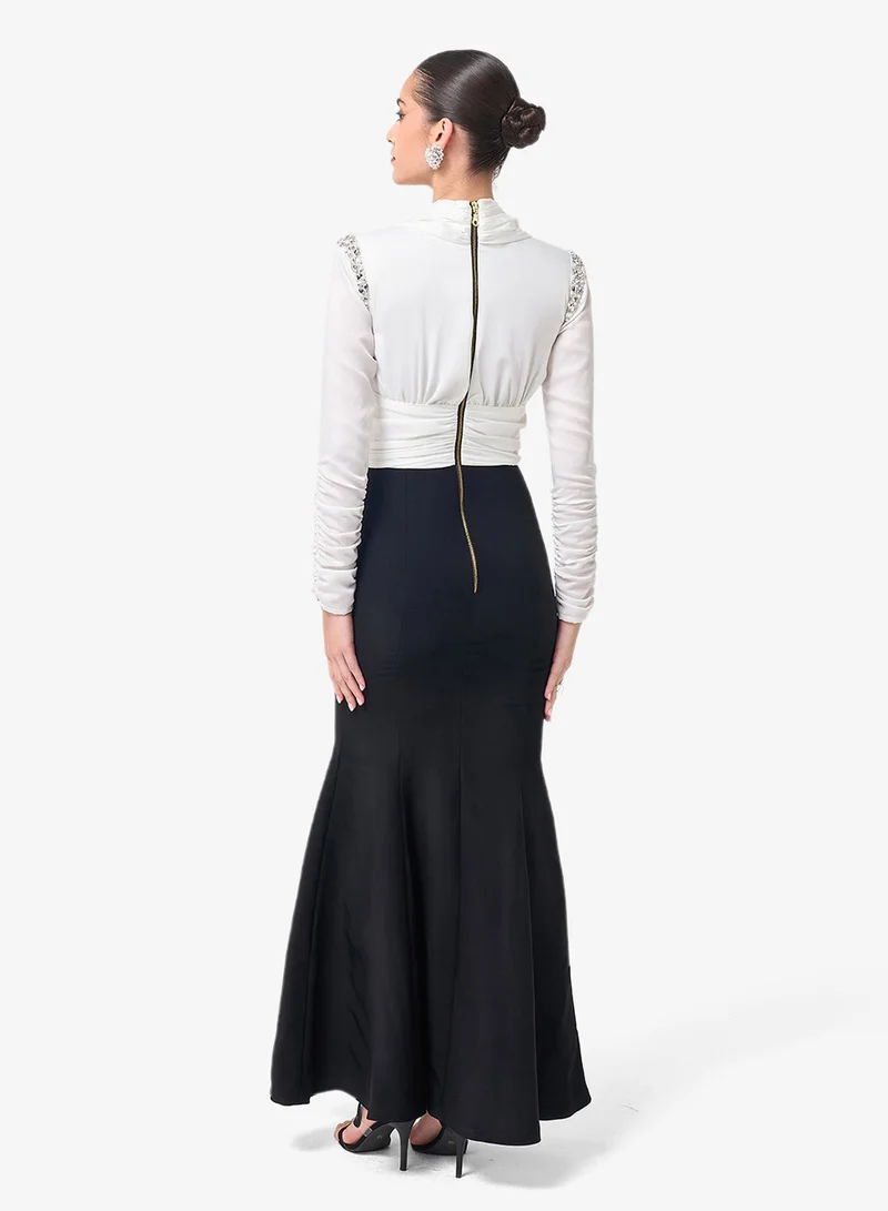 Threadz By Ajooni  V-Neck Front Slit Maxi Dress for Women | Best Price UAE