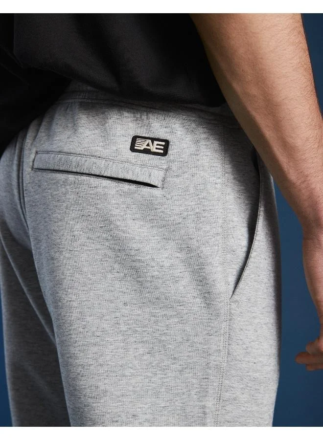 امريكان ايجل Essential Cuffed Sweatpants