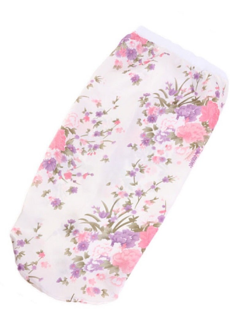 JoyousSto Satin White Floral Nightcap Silk for Natural Hair Long Extra Large Sleepcap for Women Nighttime Use Wide Elastic Band Adjustable Very Soft and Comfortable  - Image 3