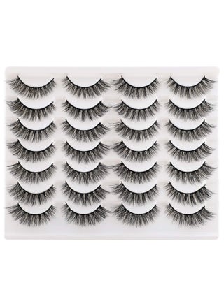 natural eyelashes
