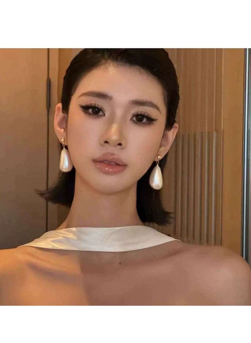 Elegant Teardrop Pearl Earrings for Women, Glossy Resin Party Drop Earrings with Gold Stud, Statement Jewelry for Evening Outfits  - Image 1