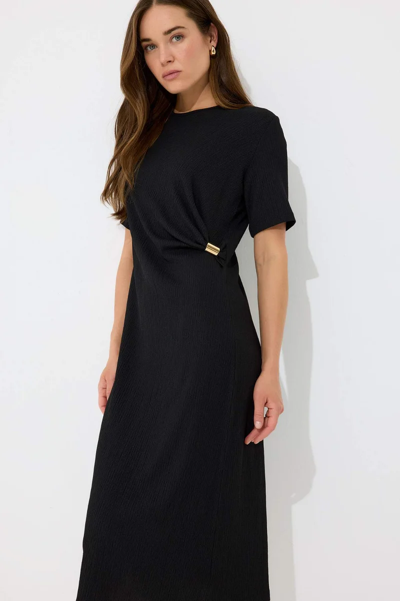 ديفاكتو Regular Fit Crew Neck Basic Crepe Midi Dress