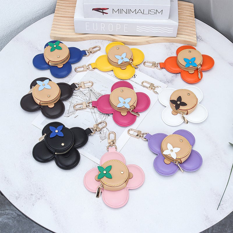 Genuine Leather Fashion Women'S Pendant Bag Buckle Accessory Cowhide Niche Design Sunflower Small Bag - Image 3
